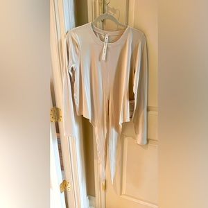 Lululemon “Time to restore Nulu top”